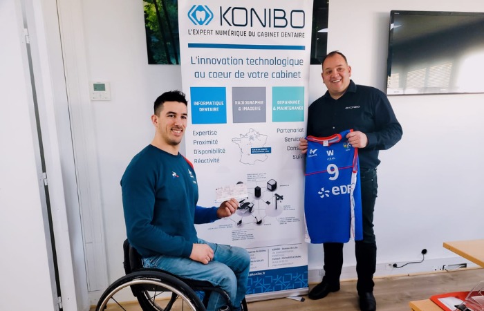 Paris basket-fauteuil-equipe - Installation de Cabinet Dentaire - accompagnement clé en main l KONIBO