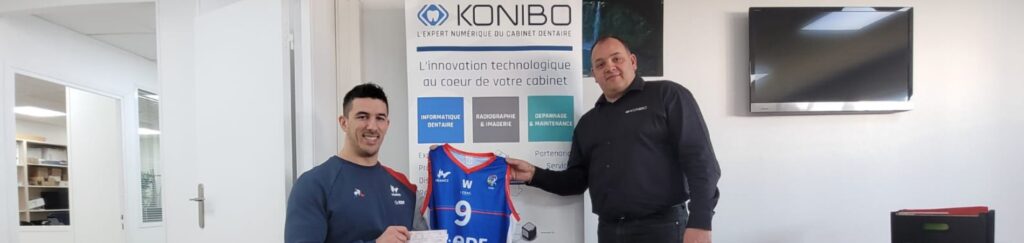 Paris basket-fauteuil-equipe - Installation de Cabinet Dentaire - accompagnement clé en main l KONIBO